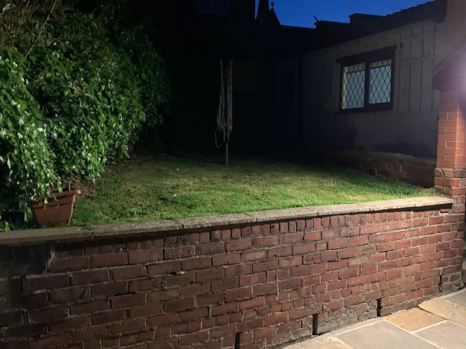 Award Winning Pet Friendly Paddock Cottage Whitby Luaran gambar