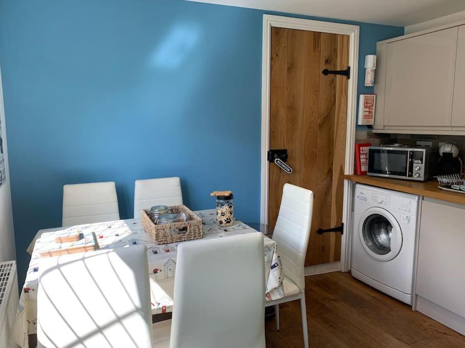 Award Winning Pet Friendly Paddock Cottage Whitby Luaran gambar